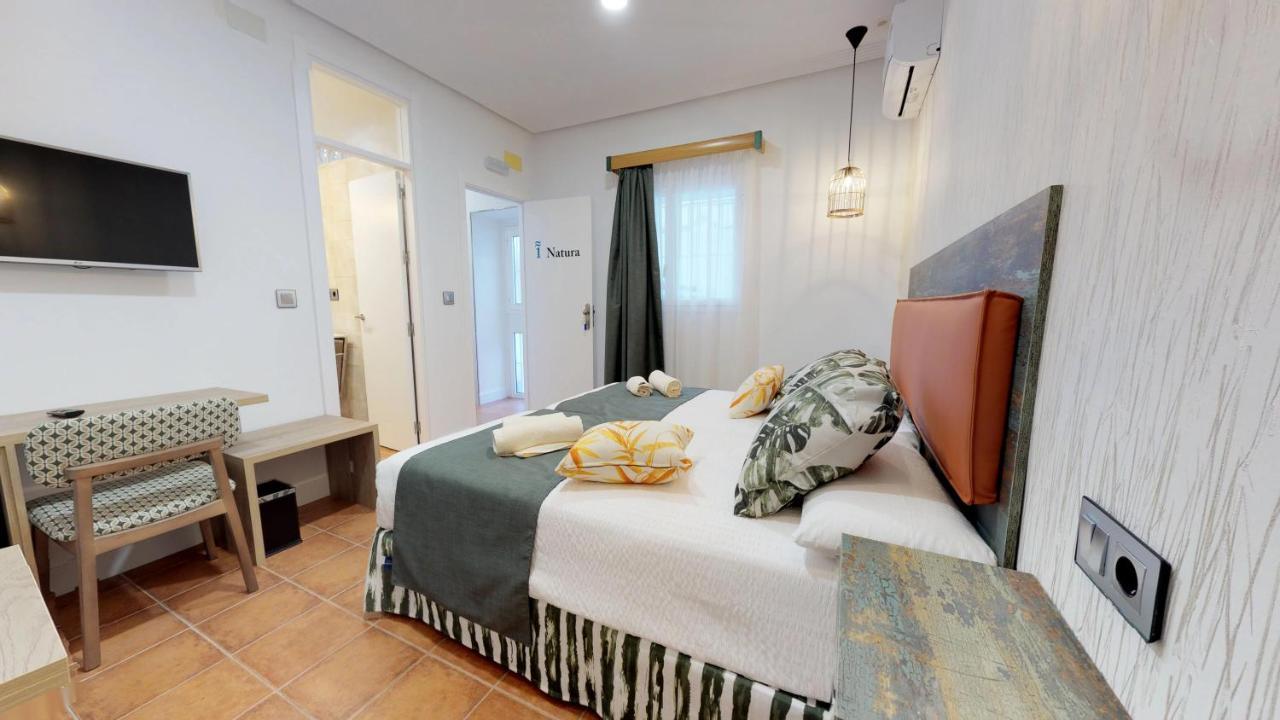 Hostal Boutique La Espanola โรตา ภายนอก รูปภาพ
