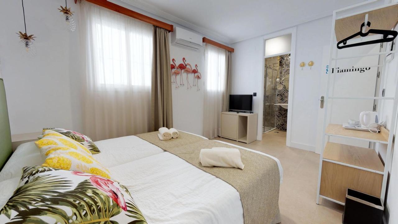 Hostal Boutique La Espanola โรตา ภายนอก รูปภาพ