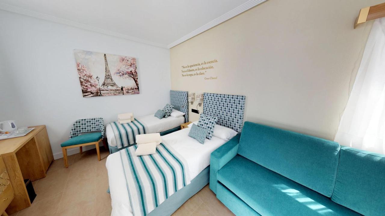 Hostal Boutique La Espanola โรตา ภายนอก รูปภาพ